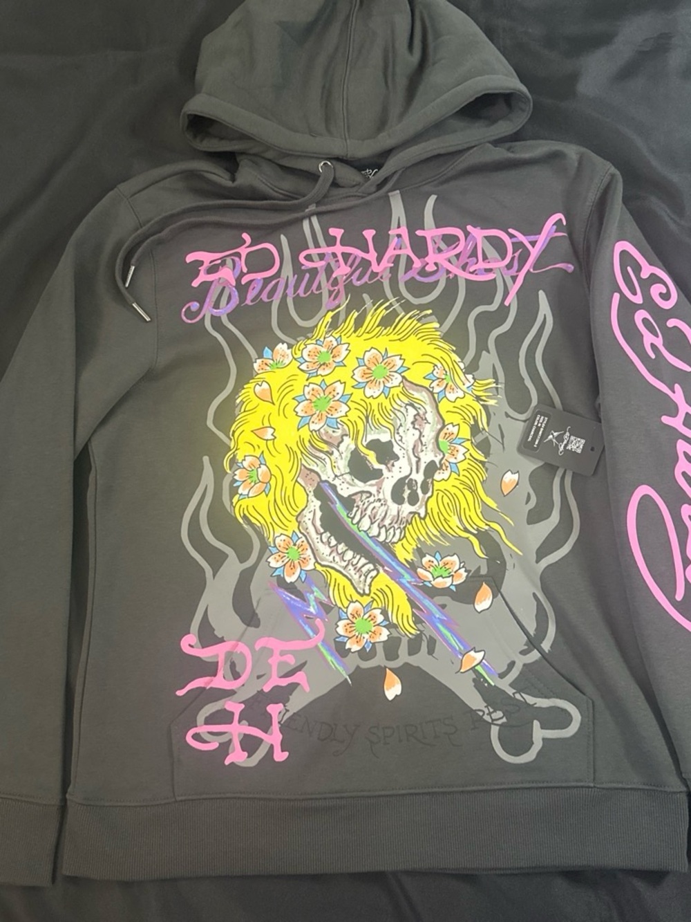 Ed Hardy charcoal hoodie with Skull Graphic men’s size medium NWT